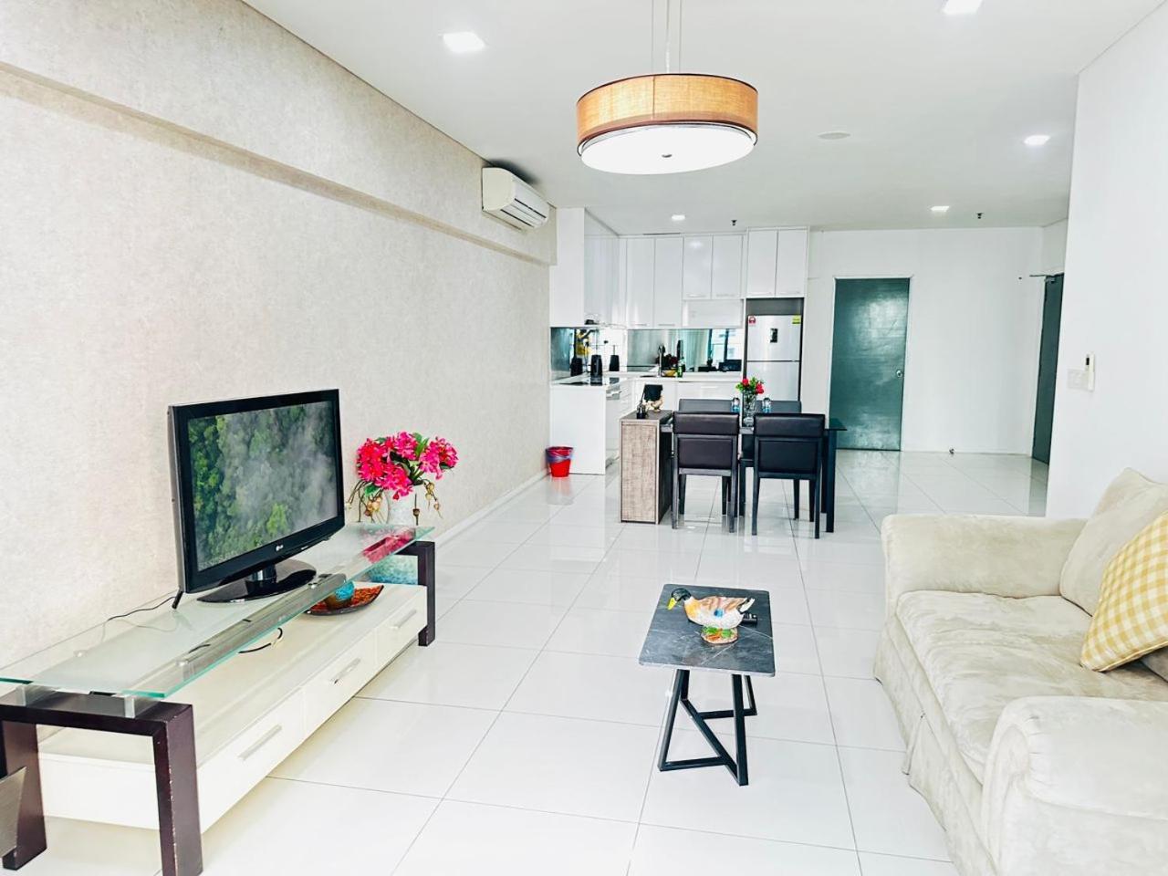 Summer Suites By Hibiscus Kuala Lumpur Buitenkant foto